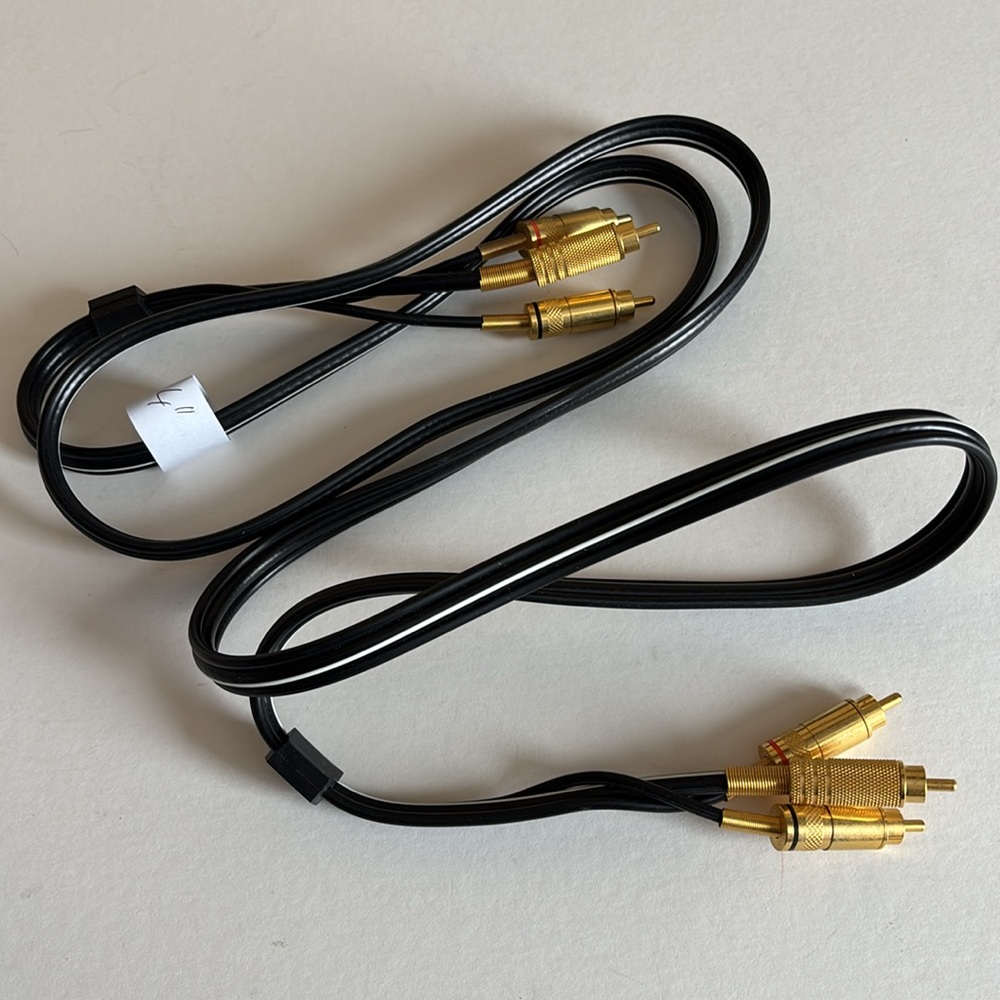 Radio Shack Gold Series Stereo Audio/S-Video Cable (RCA cable)